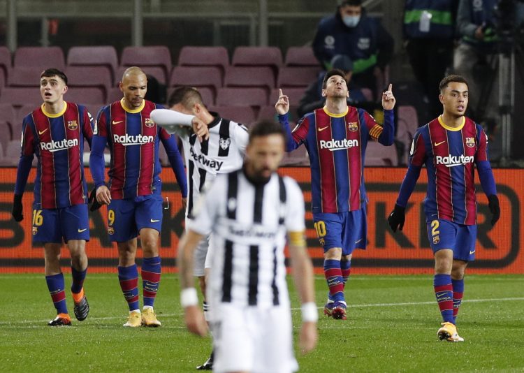 REUTERS/Albert Gea