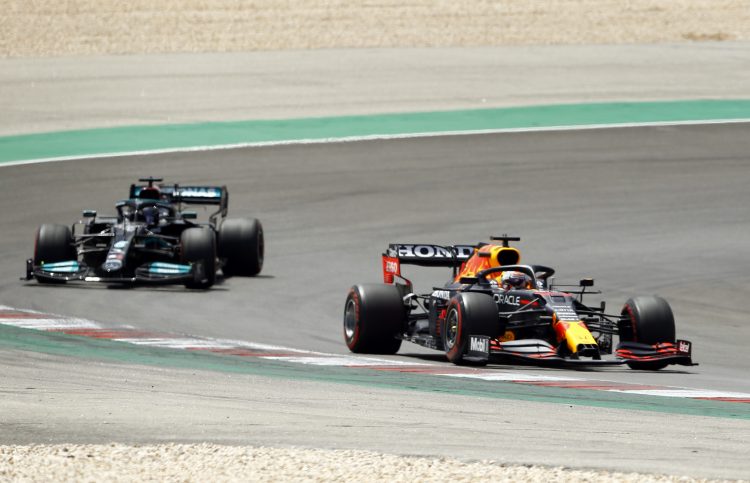 Lewis Hamilton in Max Verstappen