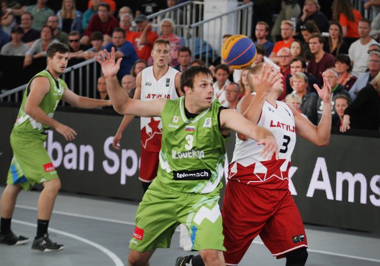 Adin Kavgić Slovenija