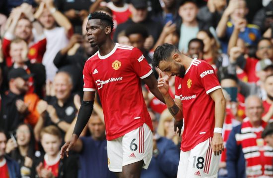 Fernandes in Pogba
