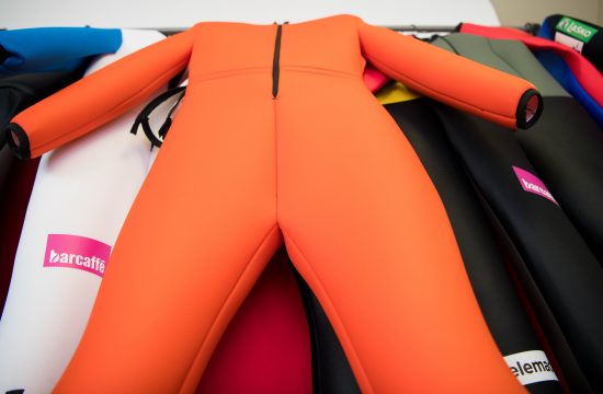 dres smučarski skoki