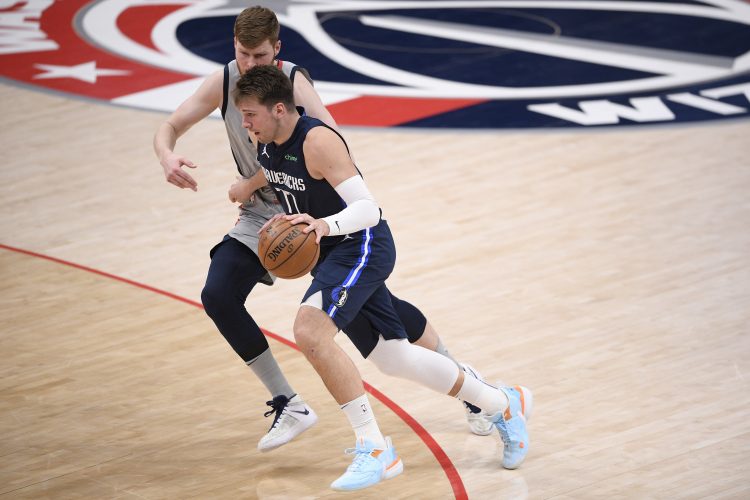 Davis Bertans Luka Dončić