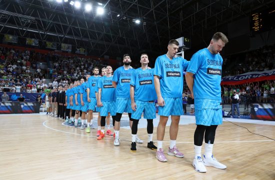 Slovenija Litva v živo