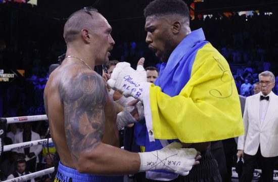 Oleksandr Usyk v Anthony Joshua