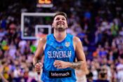 prenos v živo slovenija grčija