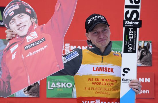 Lanisek kubacki solze