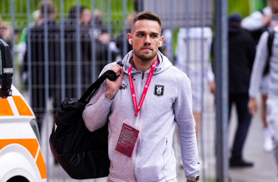 Timi Max Elšnik