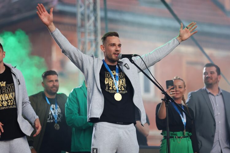 Timi Max Elšnik