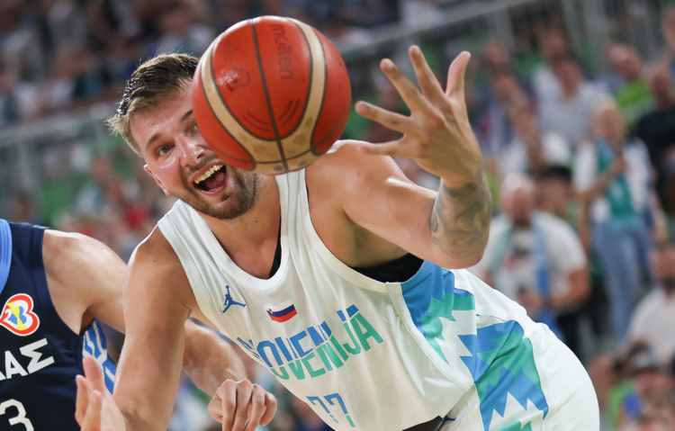 slovenija španija prenos v živo