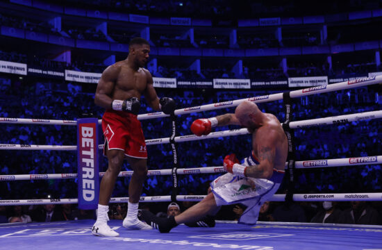 Anthony Joshua v Robert Helenius