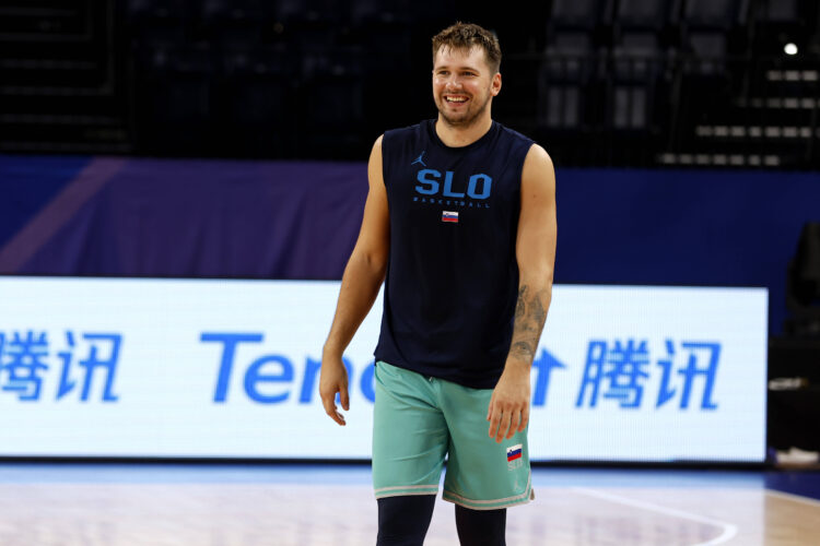Luka Doncic, okinava, jordan