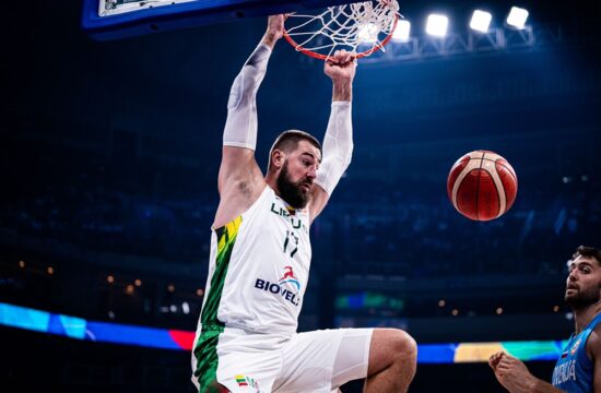 Jonas Valanciunas