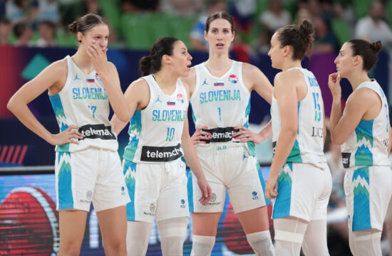 slovenska ženska košarkarska reprezentanca