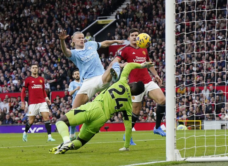 Manchester United v Manchester City - Premier League - Old Trafford