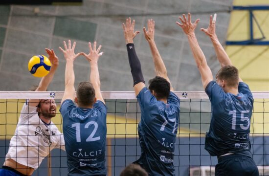Calcit Volley