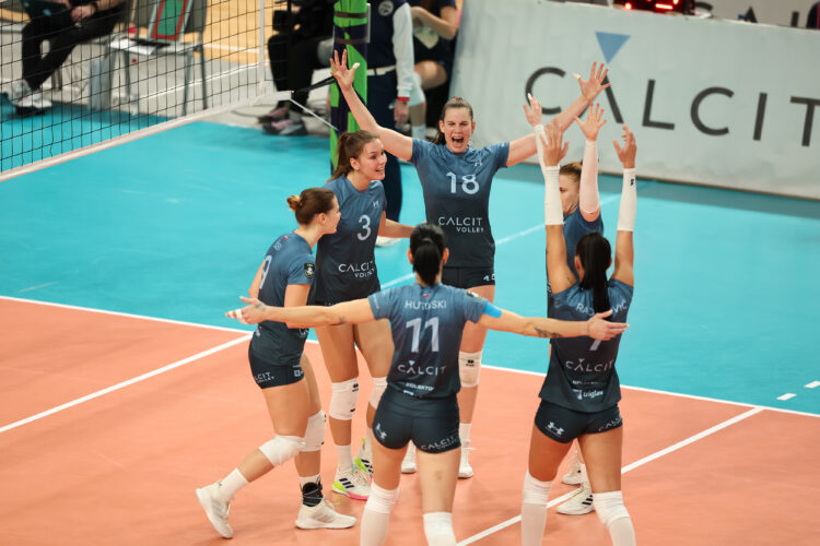 Calcit Volley
