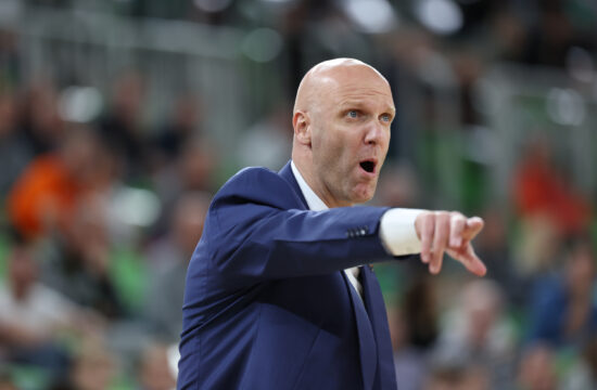 Andrej Žakelj