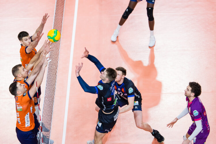 ACH Volley