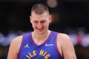 Nikola Jokić z novo obutvijo