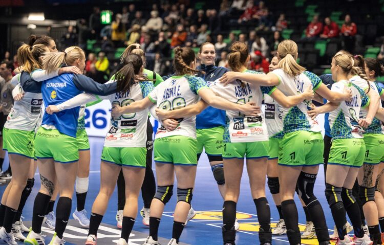 Slovenska ženska rokometna reprezentanca