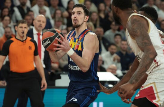 Nando de Colo
