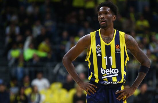 Nigel Hayes-Davis