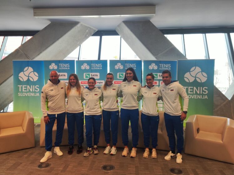 slovenska ženska teniška reprezentanca