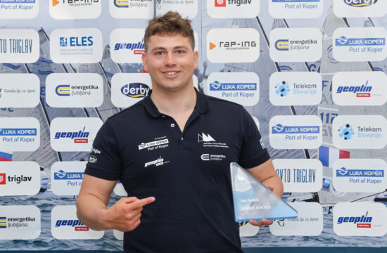 Toni Vodišek