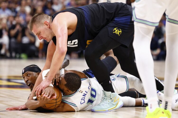 Nuggets Wolves