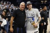 Oče in sin: Saša in Luka Dončić. Foto: Profimedia