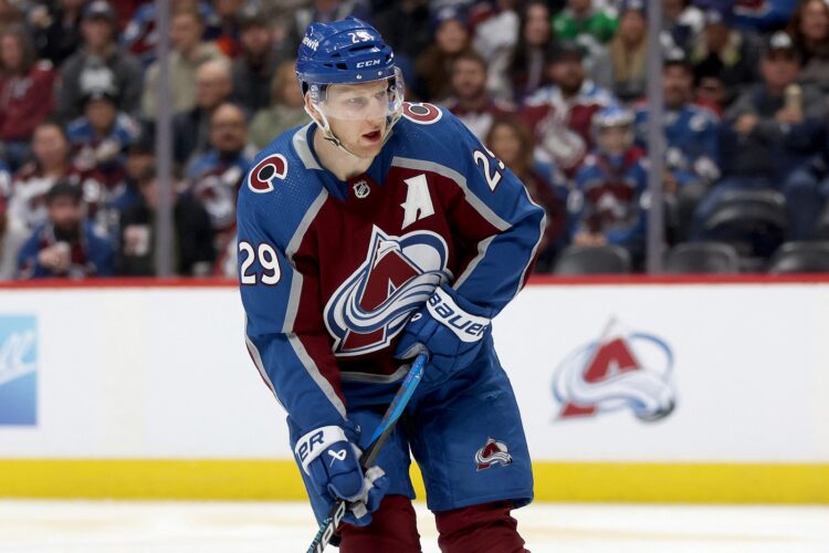 Nathan MacKinnon