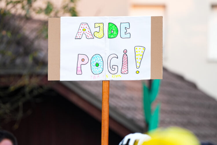 Sprejem Pogačarja v Komendi