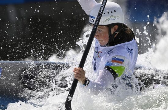 Eva Alina Hočevar