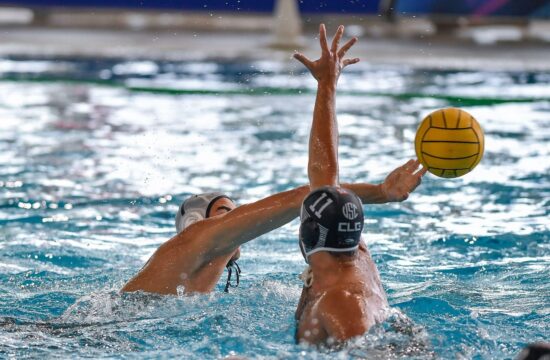 Savona, Italy. 24th Sep, 2021. SEKARIC Drasko (Primorac) and PEREIRA Andre Filipe (Vitoria) during Primorac Kotor (MNE) vs Vitoria Guimaraes SC (POR), LEN Cup - Champions League waterpolo match in Savona, Italy, September 24 2021 Credit: Independent Photo