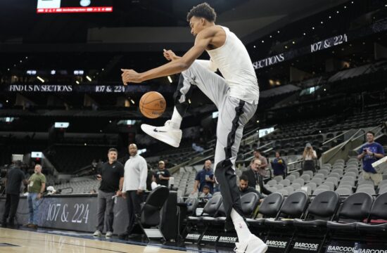 NBA: Houston Rockets at San Antonio Spurs