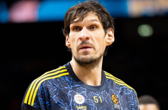 ALBA Berlin v Fenerbahce, Turkish Airlines EuroLeague basketball, Berlin, Germany Berlin, Germany. 17th, October 2024. B
