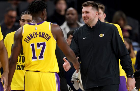 Dorian Finney-Smith, Luka Dončić
