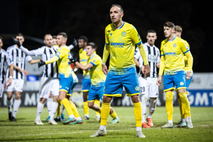 Denis Popović