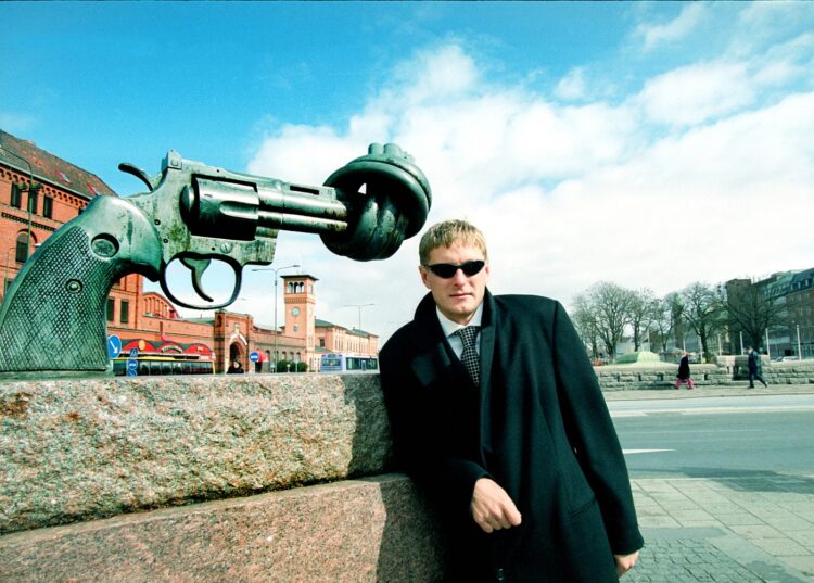 Kafelnikov Evgeny during the tennis match of the Davis Cup Sweden-Russia 2001. Malmo (Sweden). PUBLICATIONxNOTxINxRUS