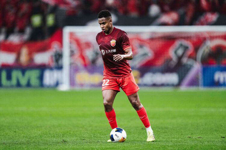 SHANGHAI, CHINA - DECEMBER 03: Matheus Jussa 22 of Shanghai Port drives the ball during the AFC Champions League Elite E