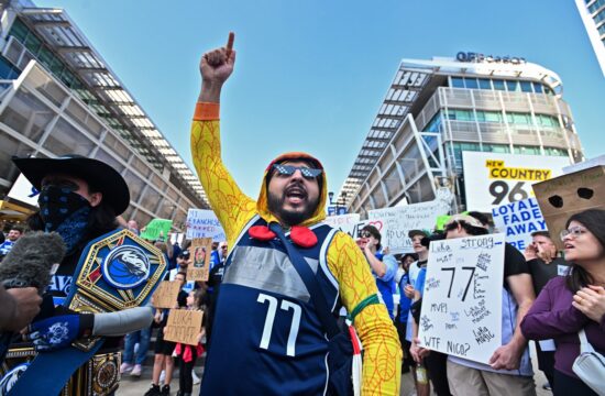 NBA: FEB 08 Dallas Mavericks Fans Protest