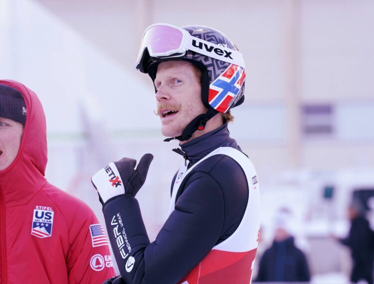 28.12.2024 FIS Continental Cup Skispringen Maenner Engelberg . Bild : Robert Johansson (NOR) Einzelbild *** 28 12 2024 F