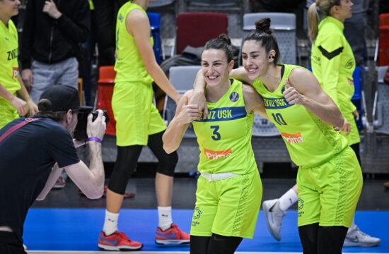 Teja Oblak
