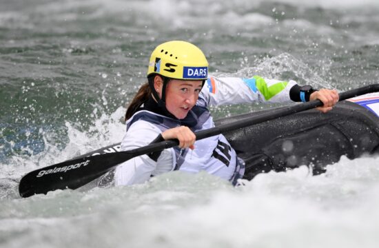 eva alina hočevar
