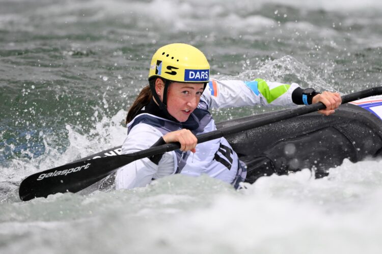 eva alina hočevar