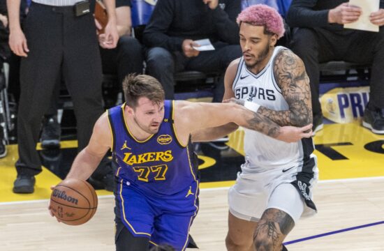 NBA 2025: Lakers 125:109 Spurs
