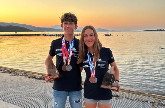 Filip Valjavec, Lina Sorta