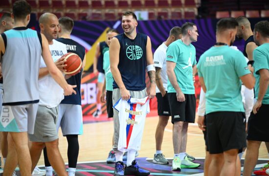 Slovenska košarkarska reprezentanca