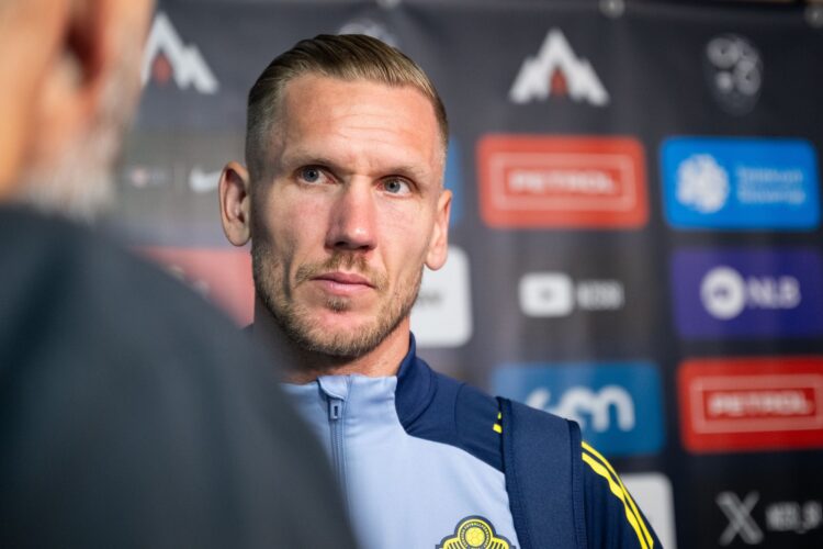 Robin Olsen