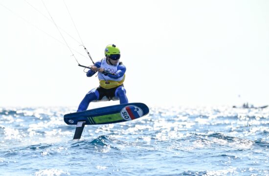 Toni Vodišek